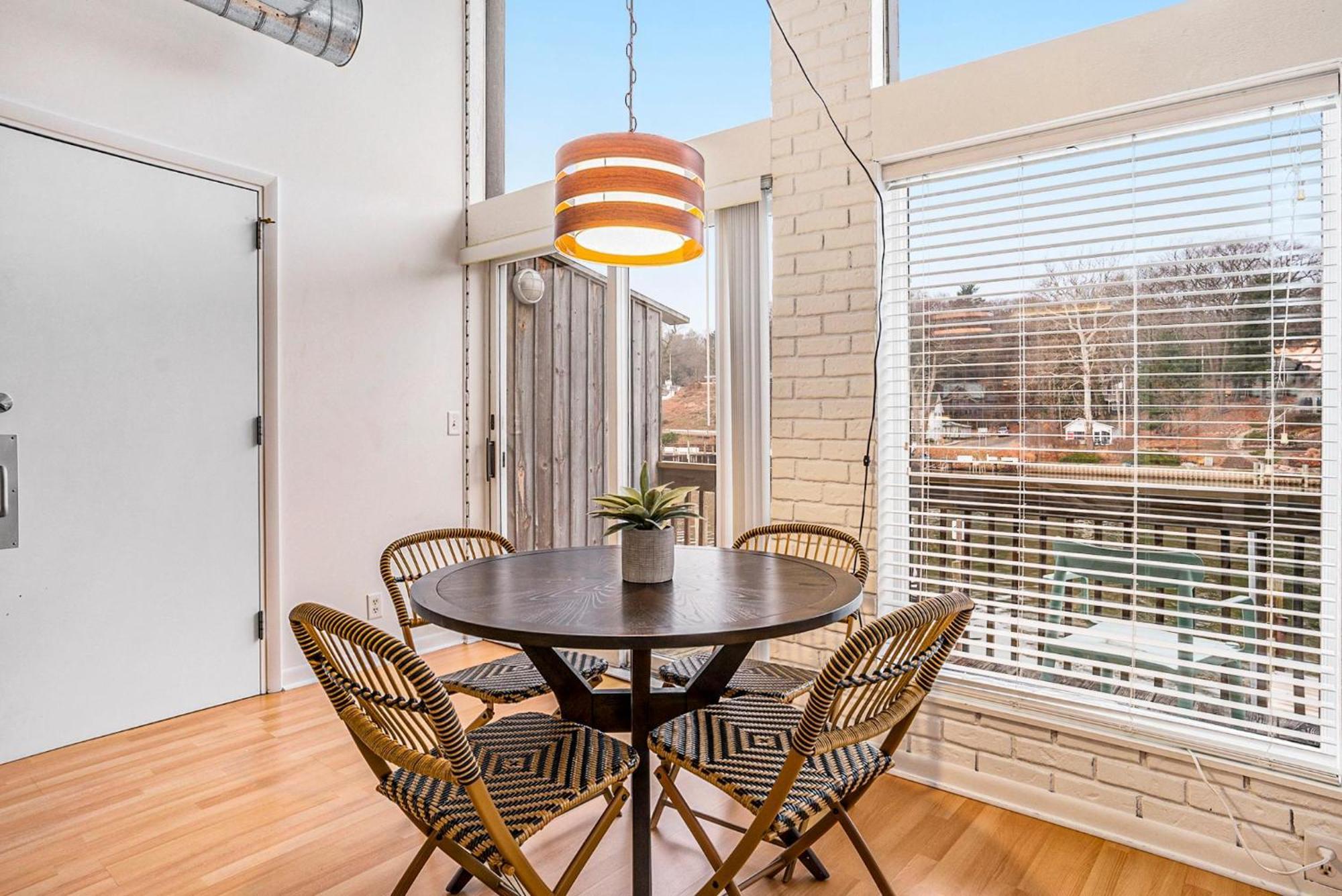 Riverside Suites - Unit B Saugatuck Esterno foto