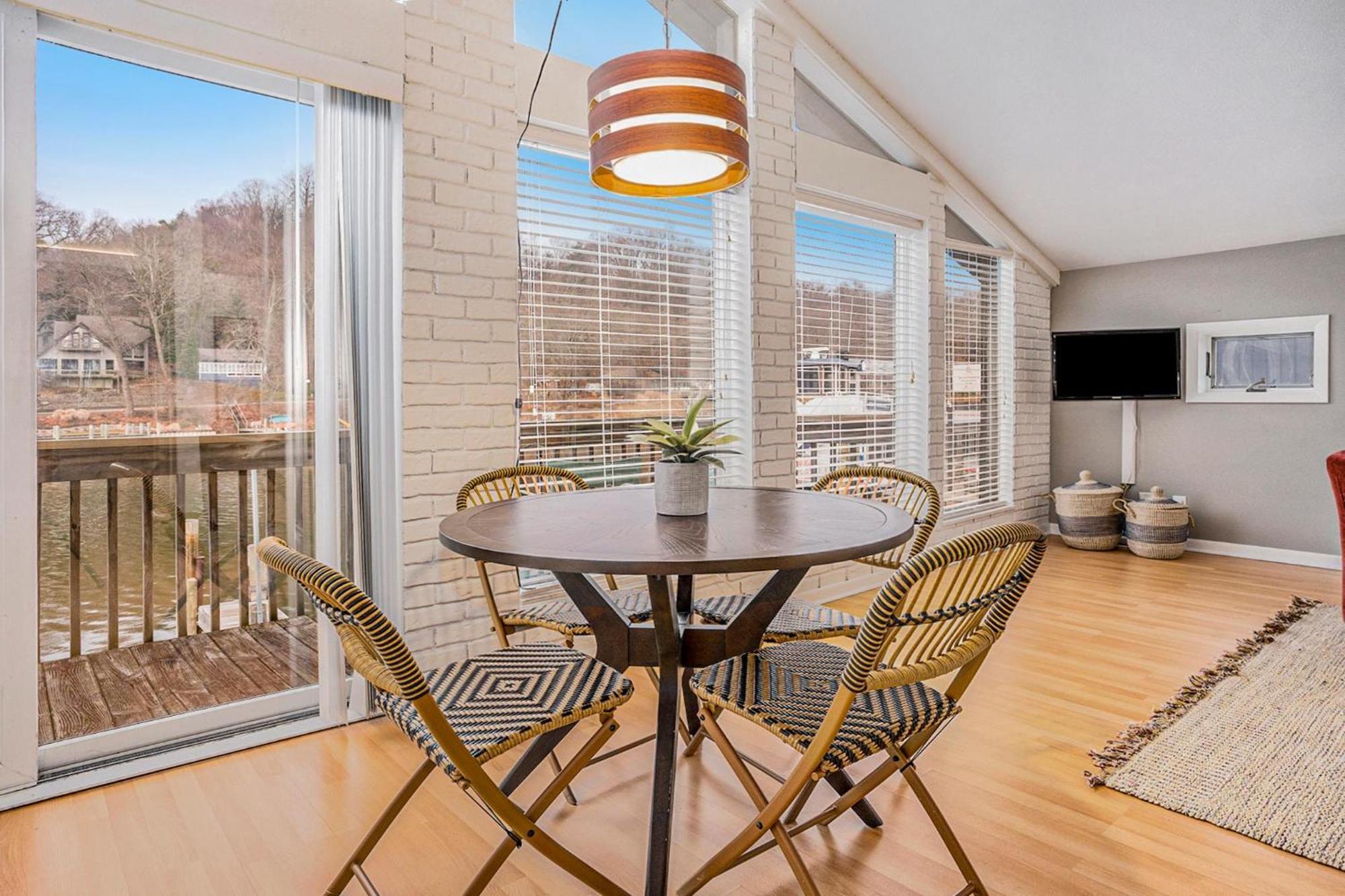 Riverside Suites - Unit B Saugatuck Esterno foto