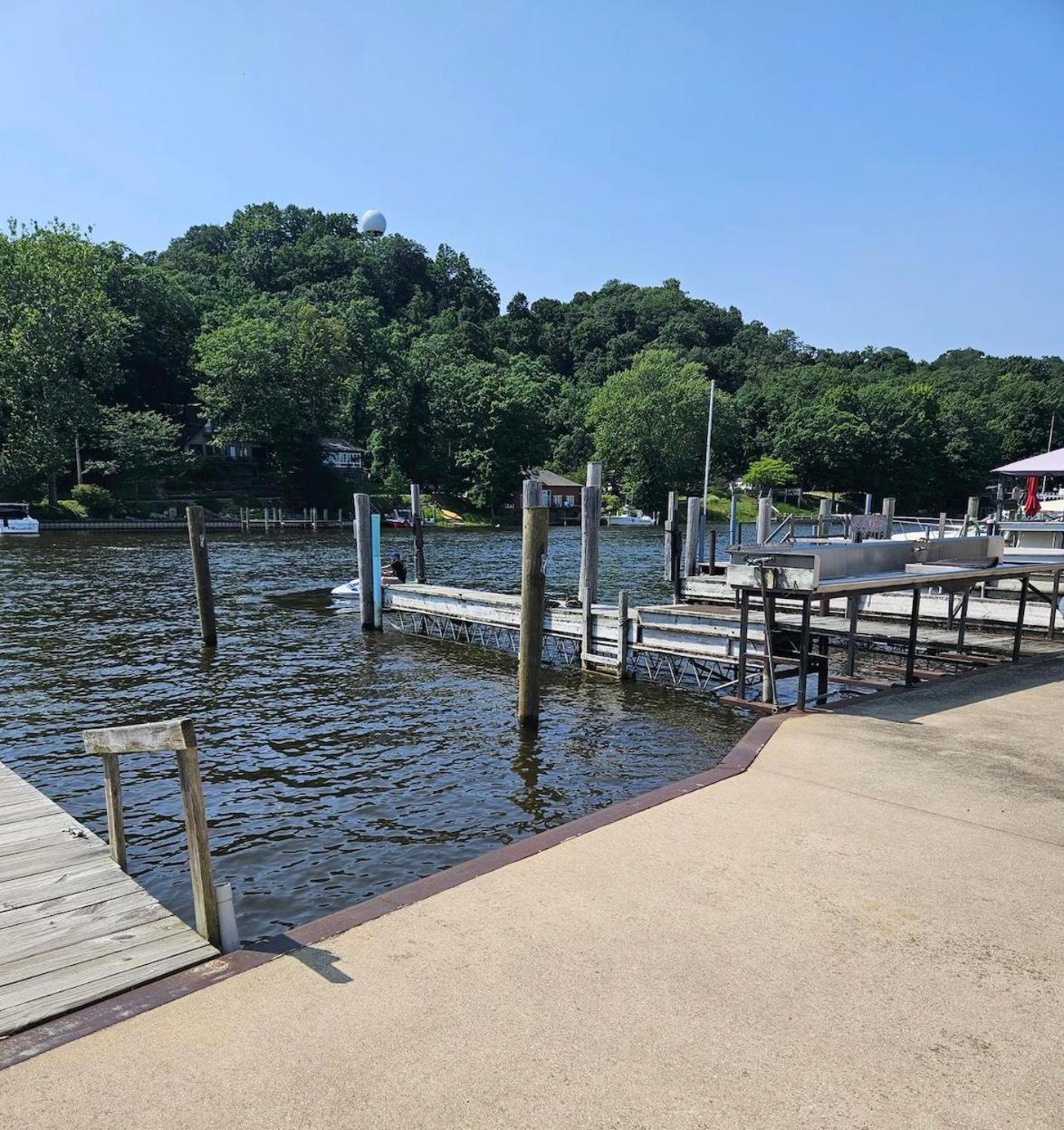 Riverside Suites - Unit B Saugatuck Esterno foto